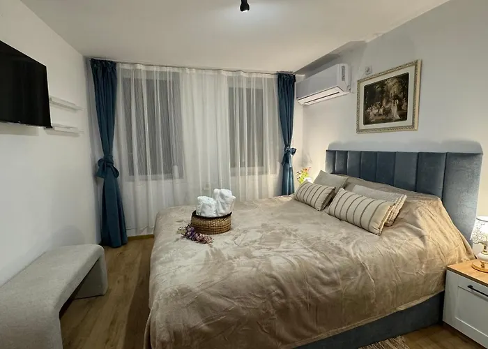 Tsarevets View * Tırnova