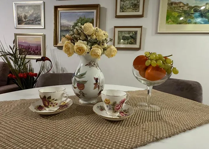 Daire Tsarevets View *