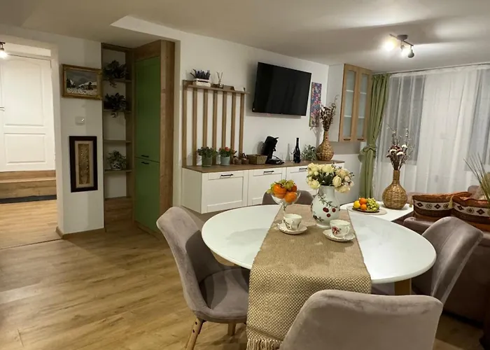 Daire Tsarevets View *